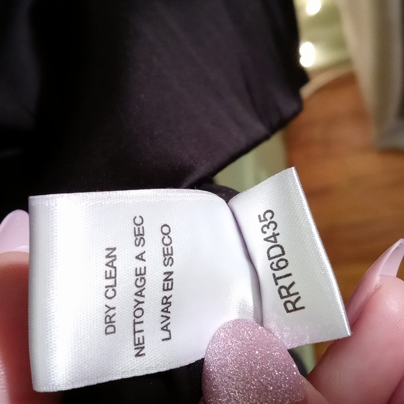 Women's Max Azria blk satin sleeveless cocktail evening size 4 sheath lbd dress - Picture 14 of 14